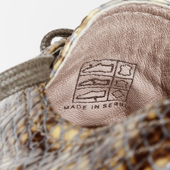 Miu Miu Snakeskin Print Low-Top Sneakers - Picture 11 of 12